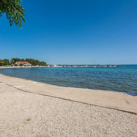 By The Sea - 23691 Apartment Vir