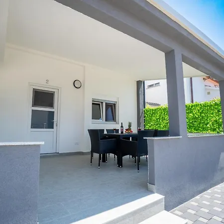 By The Sea - 23691 Вир