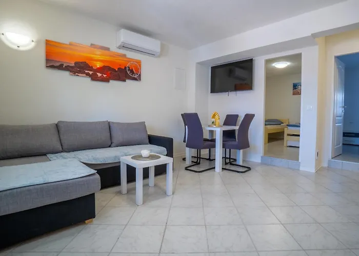 Apartman By The Sea - 23691 *